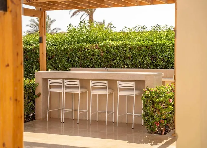 Hébergement de vacances Shedwan Oasis, 4br, Jacuzzi & Lagoon Views *