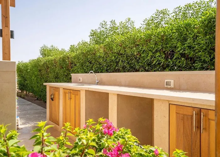 Shedwan Oasis, 4br, Jacuzzi & Lagoon Views Hurghada