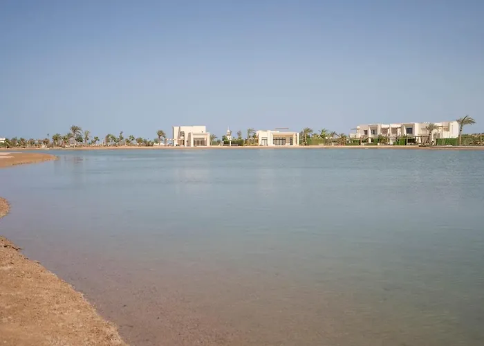Shedwan Oasis, 4br, Jacuzzi & Lagoon Views *