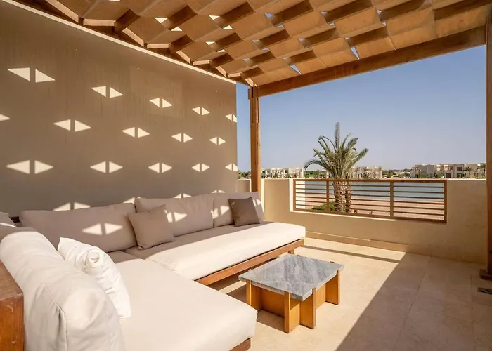 Shedwan Oasis, 4br, Jacuzzi & Lagoon Views *
